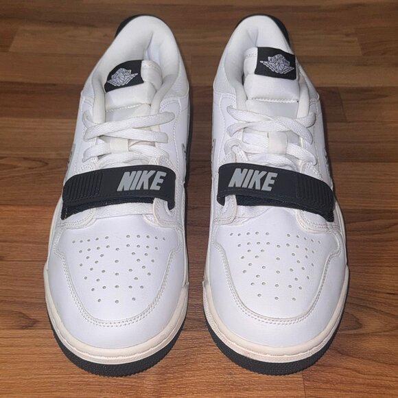 Air Jordan Legacy 312 Low Men’s shoes 10.5 White/ Wolf Grey NWOT